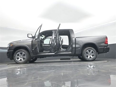 New 2026 RAM 1500 4x4 Crew Cab image 66