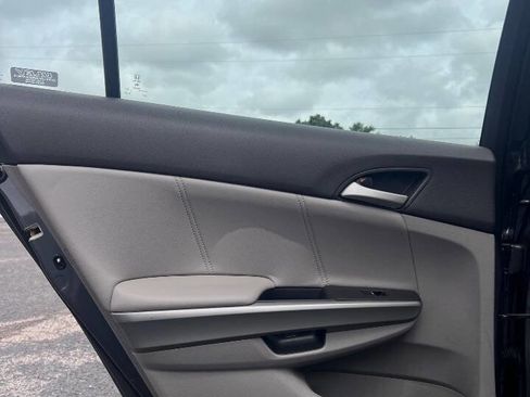 Used 2009 Honda Accord EX-L image 14