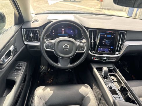Used 2024 Volvo S60 B5 Core AWD/4WD image 8
