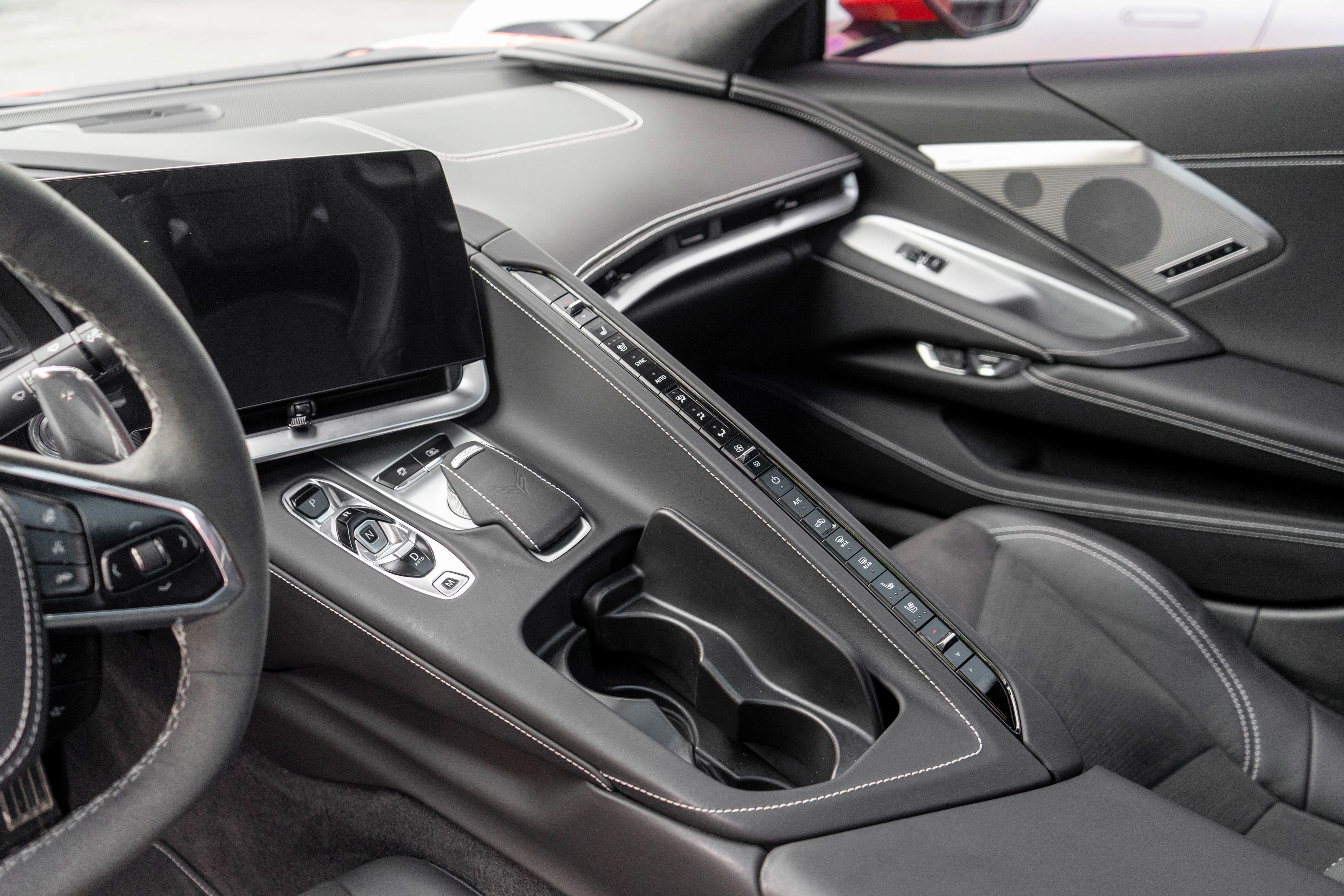 Used 2024 Chevrolet Corvette Stingray Premium Cpe w/ Z51 Performance Package RWD image 20