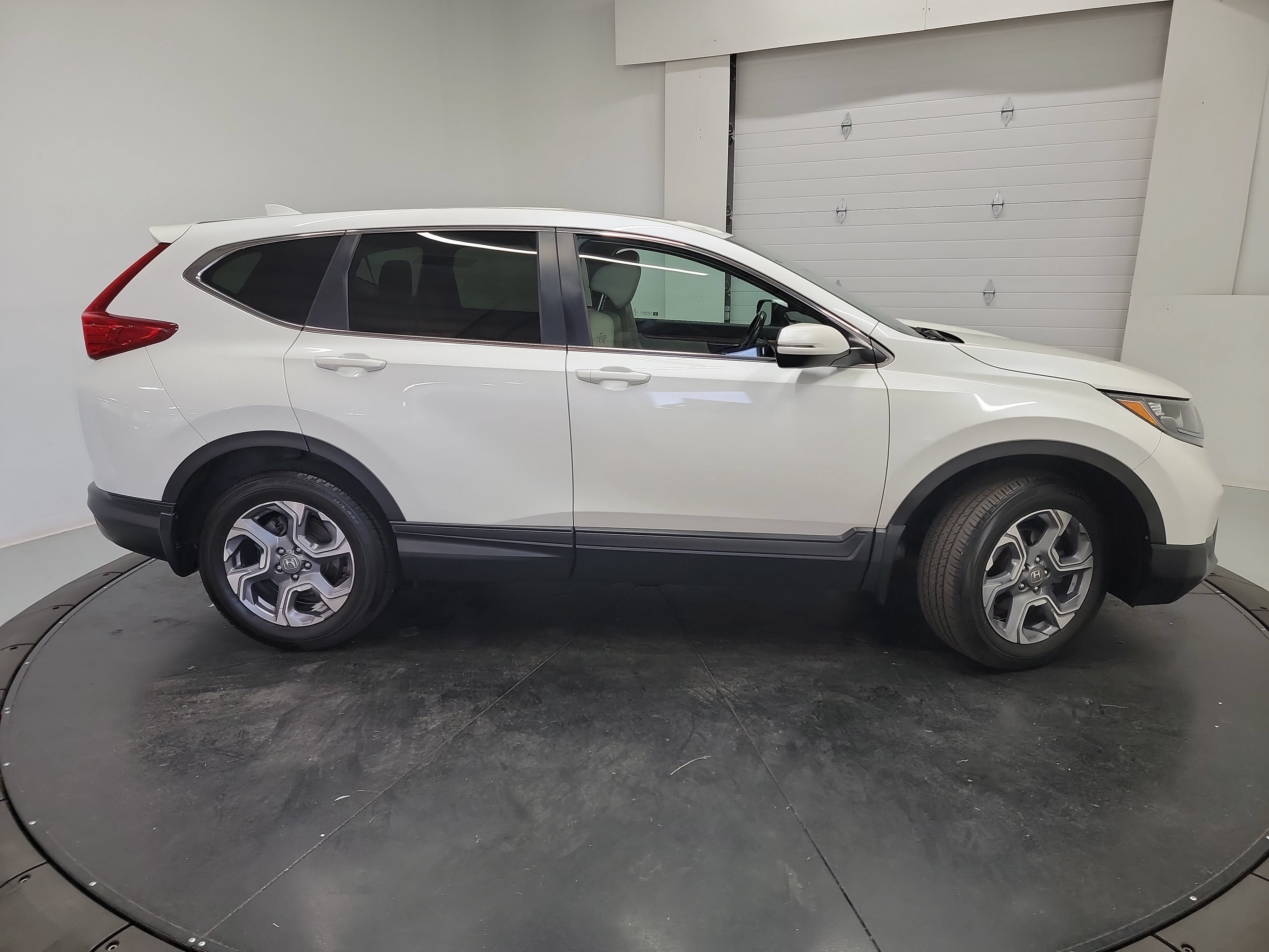 Used 2018 Honda CR-V EX-L image 11