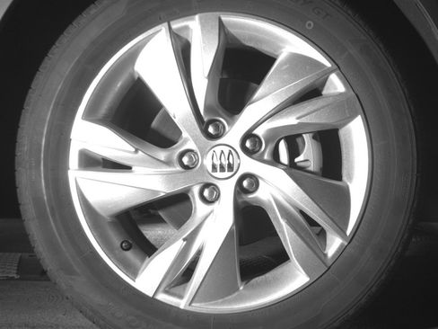 Used 2025 Buick Encore GX Preferred FWD image 13