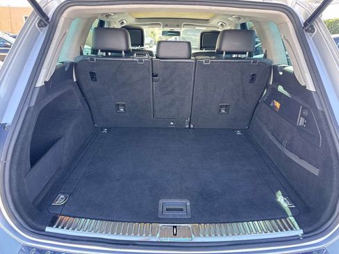 Used 2014 Volkswagen Touareg TDI image 7