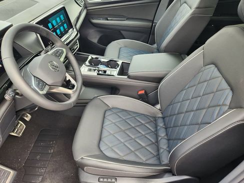 New 2026 Volkswagen Atlas Cross Sport SEL Premium R-Line AWD/4WD image 7