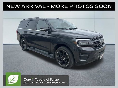 Used 2023 Ford Expedition Limited AWD/4WD image 1