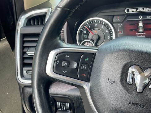 Used 2019 RAM 1500 Laramie AWD/4WD image 24
