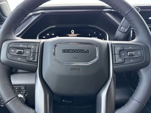 New 2026 GMC Sierra 3500 Denali Ultimate w/ LPO, Black Badging Package AWD/4WD image 23