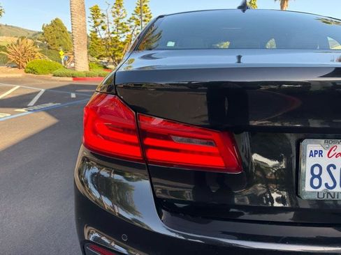 Used 2017 BMW 540i RWD image 31