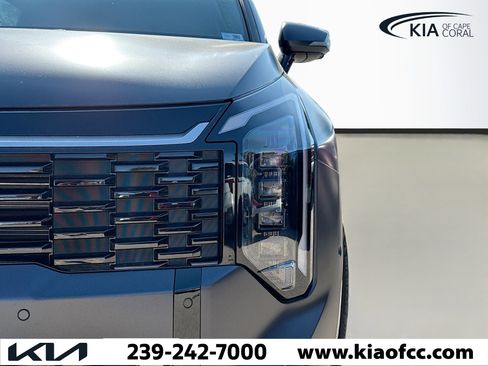 New 2026 Kia Sportage SX image 9