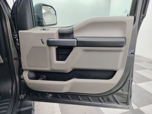 Used 2019 Ford F150 XL w/ Equipment Group 101A Mid AWD/4WD image 26