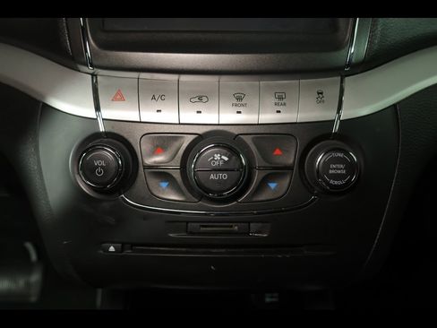 Used 2016 Dodge Journey R/T w/ Driver Convenience Group image 23