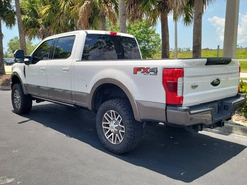 Used 2019 Ford F250 King Ranch w/ King Ranch Ultimate Package AWD/4WD image 2