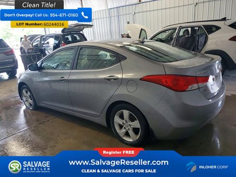 Used 2012 Hyundai Elantra GLS w/ Preferred Pkg 3 FWD image 3