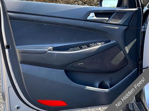 Used 2020 Hyundai Tucson Ultimate w/ Cargo Package FWD image 19