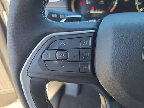 New 2026 Jeep Grand Cherokee L 2WD image 24
