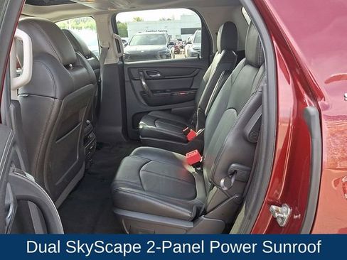 Used 2015 GMC Acadia SLT image 19