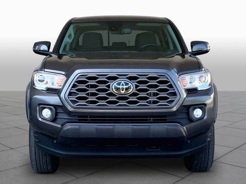 Used 2023 Toyota Tacoma SR5 AWD/4WD image 4