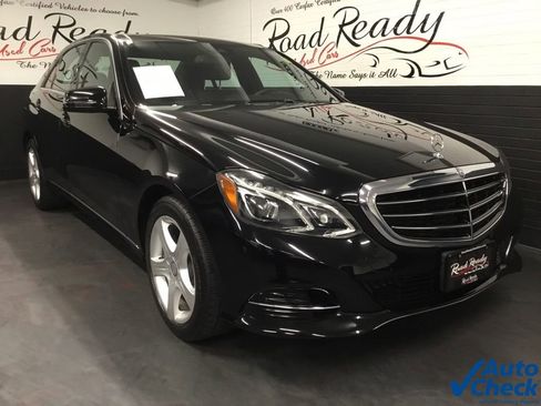 Used 2015 Mercedes-Benz E 350 4MATIC Sedan image 3