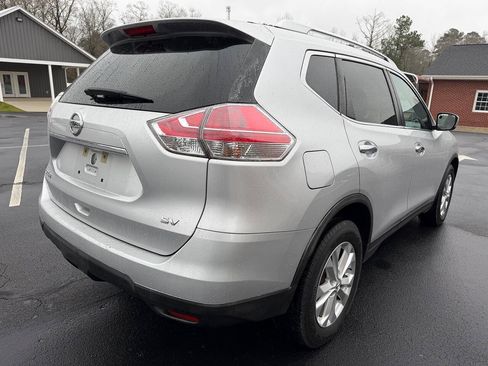 Used 2016 Nissan Rogue SV FWD image 7