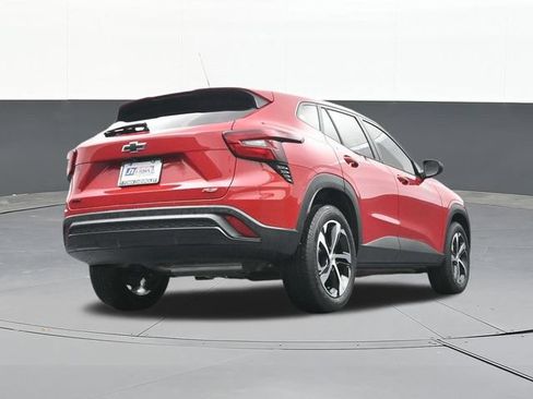 Used 2026 Chevrolet Trax RS FWD image 47