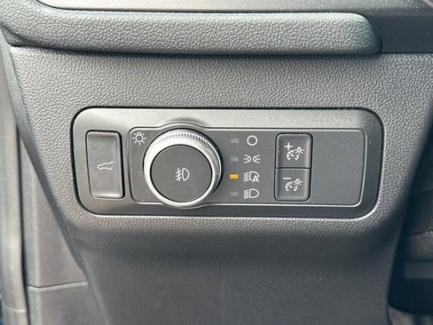 Used 2020 Ford Escape SEL AWD/4WD image 18