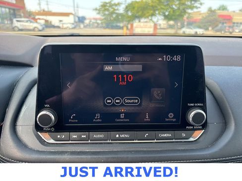 Certified 2023 Nissan Rogue SV image 18