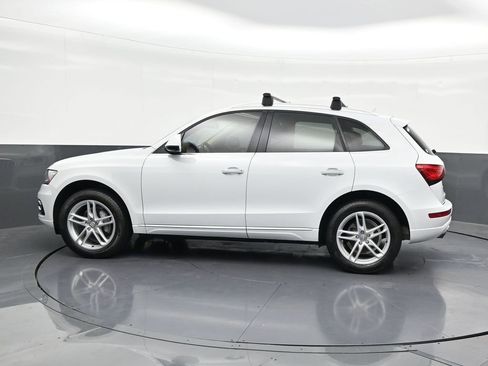 Used 2017 Audi Q5 2.0T Premium AWD/4WD image 2