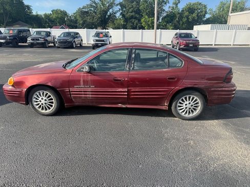 Used 2001 Pontiac Grand Am SE FWD image 2