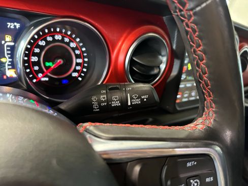Used 2020 Jeep Wrangler Unlimited Rubicon AWD/4WD image 19