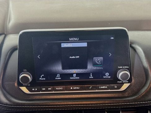 Certified 2023 Nissan Rogue SV image 12