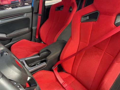 Used 2025 Honda Civic Type R image 15