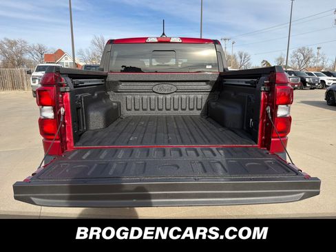 Used 2025 Ford Maverick Lariat w/ 4K Tow Package image 9