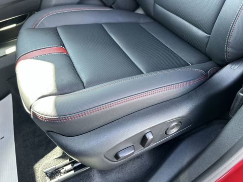 New 2026 Chevrolet Traverse RS image 24