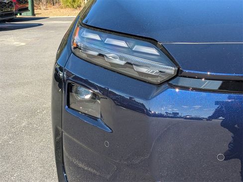 New 2026 Subaru Solterra Limited XT image 10