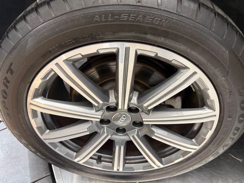Used 2018 Audi Q7 3.0T Premium Plus AWD/4WD image 26