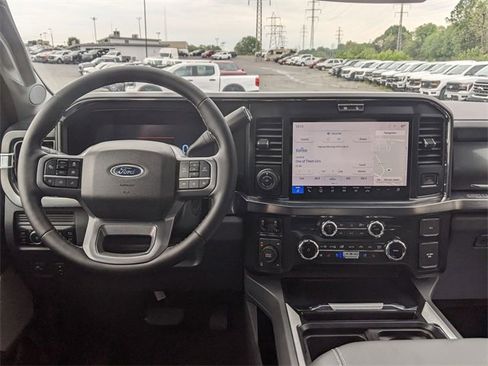 New 2025 Ford F250 Lariat w/ Lariat Ultimate Package image 31