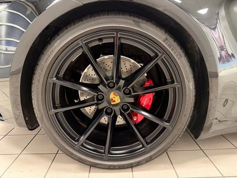 Used 2020 Porsche 911 Carrera S image 15