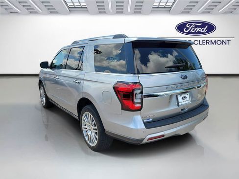 Used 2024 Ford Expedition Limited RWD image 3