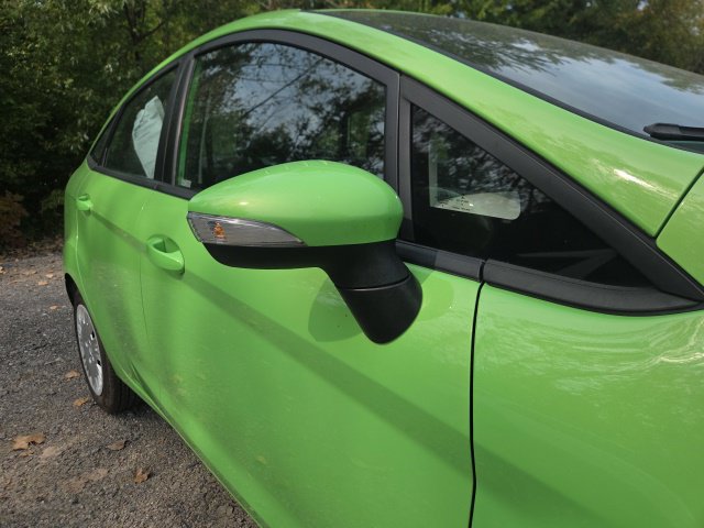 Used 2014 Ford Fiesta SE FWD image 5