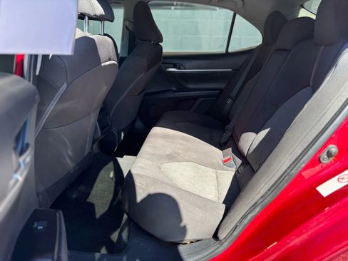 Used 2018 Toyota Camry LE w/ Convenience Package FWD image 15