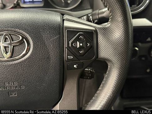 Used 2017 Toyota Tacoma TRD Off-Road w/ Tow Package (A/T) AWD/4WD image 16