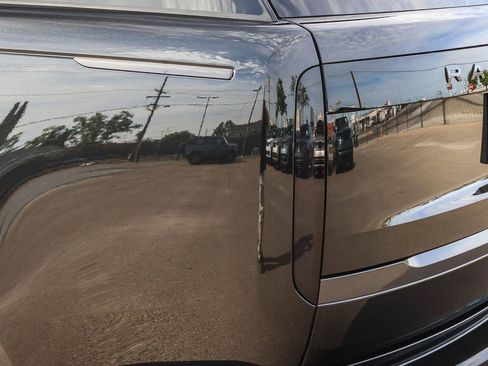 New 2026 Land Rover Range Rover SE image 11