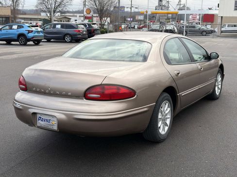 Used 2000 Chrysler Concorde LX image 19
