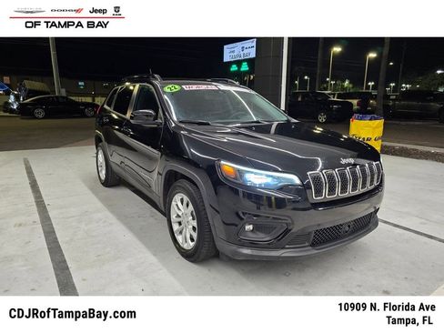 Used 2022 Jeep Cherokee Latitude Lux FWD image 1