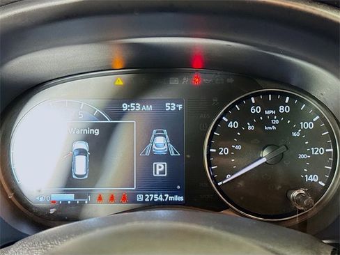 Used 2024 Nissan Kicks SV image 10