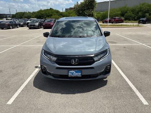 Used 2026 Honda Odyssey Sport-L image 8