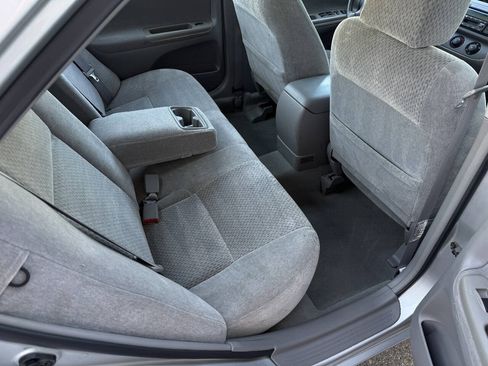 Used 2003 Toyota Camry LE FWD image 26