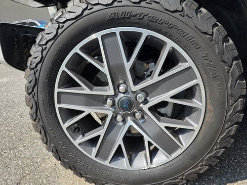 Used 2024 Jeep Wrangler High Altitude AWD/4WD image 2