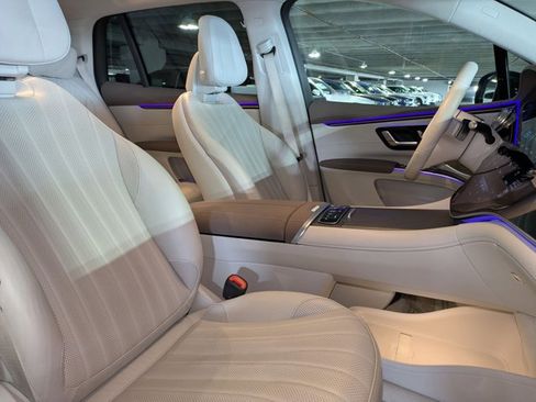Certified 2023 Mercedes-Benz EQS 580 4MATIC SUV image 21