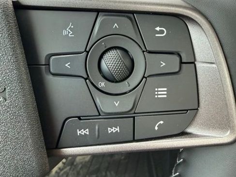 New 2026 Nissan Sentra SV w/ SV Convenience Package FWD image 16